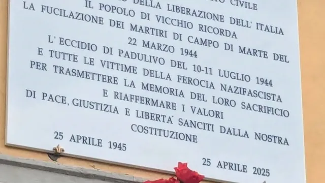 targa memoria martiri campo marte eccidio padulivo