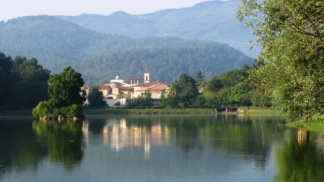 Descrizione immagine non disponibile